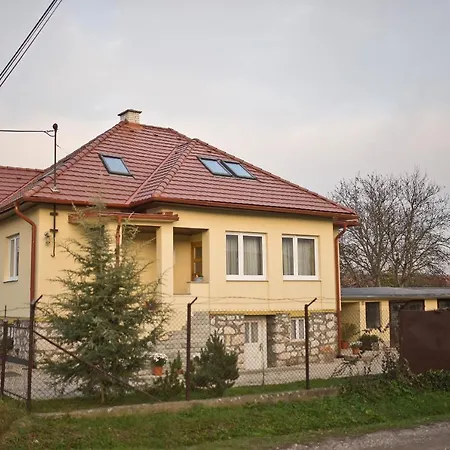 Slovakia; Space, Tranquility And Plenty Of Opportunities! Be Welcome In Strawberry House! Brzotín Exterior photo